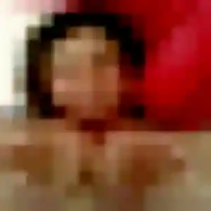 Clemence, 19 ans, connectée à Andernos-les-Bains pour un rencontre sexe