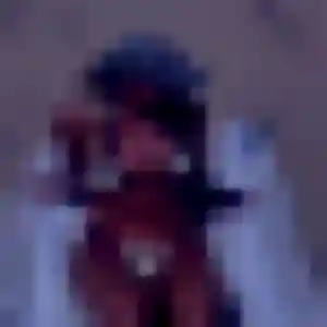 Estee, 25 ans, connectée à Annemasse pour une rencontre coquine