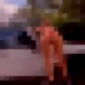 Sexy Sophie, 25 ans à Arradon - voir sa photo