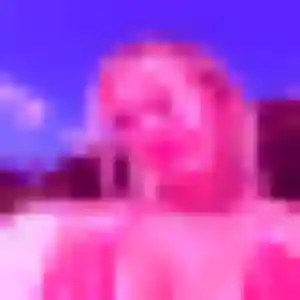 Anne-Charlotte, 21 ans, en ligne à Avignon pour une rencontre coquine