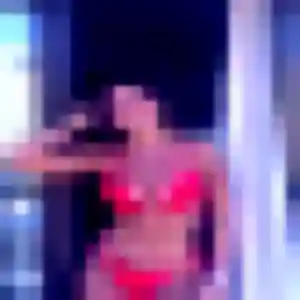Charmante Lucie, 32 ans à Baie-Mahault - la contacter
