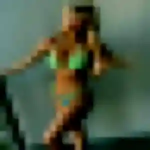Anne, 22 ans, cherche un rencontre sexe à Ballan-Miré