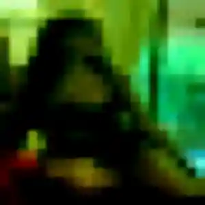 Charmante Elsa, 21 ans à Bouillante - la contacter