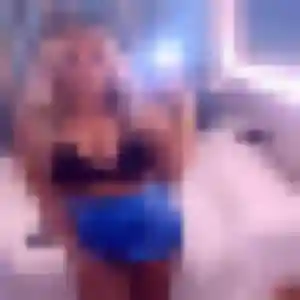 Augustine, 24 ans, disponible à Carentan-les-Marais pour un rencontre sexe
