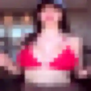 Urielle, 30 ans, en ligne à Carqueiranne pour un rencontre sexe