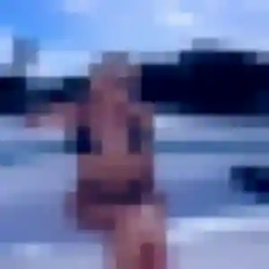 Karine, 24 ans, en ligne à Challes-les-Eaux pour une rencontre coquine