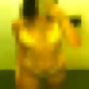 Solange, 35 ans, en ligne à Châlons-en-Champagne pour une rencontre coquine