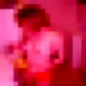 Faustine, 21 ans, connectée à Chamonix-Mont-Blanc pour une rencontre coquine