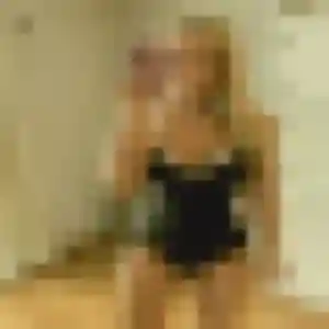Rencontre Natacha, 25 ans à Changé en privé