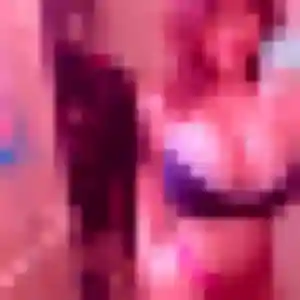 Marie-Jeanne, femme de 22 ans cherche rencontre sexe à Chiconi