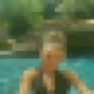 Découvre Karen, 19 ans à Cognac en privé