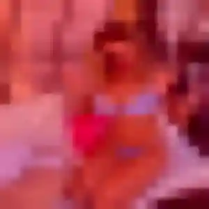 Elena, femme de 37 ans propose rencontre sexe à Commercy