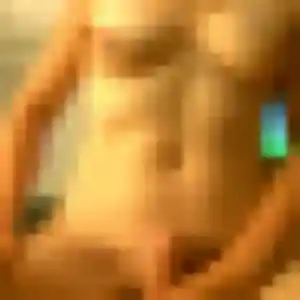 Marie, 26 ans, en ligne à Courdimanche pour un rencontre sexe