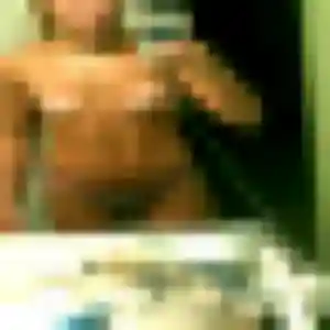 rencontre sexe à Croissy-sur-Seine : photo de Martine, 31 ans - accès libre