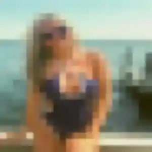 Jihane (33 ans) à Cuges-les-Pins propose une rencontre ce soir