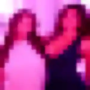 Geneve, 42 ans, connectée à Décines-Charpieu pour un rencontre sexe