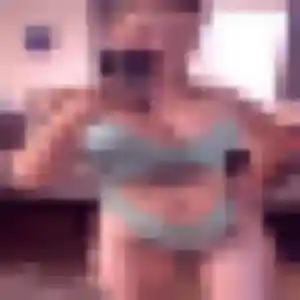 Photo privée de Nadia, 24 ans à Decize - rencontre coquine