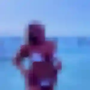 Photo privée de Ximena, 30 ans à Dompierre-sur-Mer - plan discret