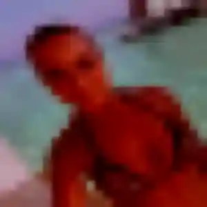 Kelly, fille de 31 ans propose rencontre sexe à Donzère