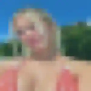 Sexy Yael, 21 ans à Douvres-la-Délivrande - voir sa photo
