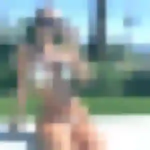 rencontre sexe à Étréchy : photo de Benedicte, 21 ans - accès libre