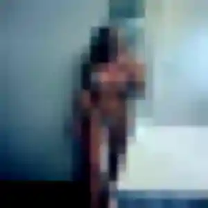 Dina, 41 ans, connectée à Étréchy pour une rencontre coquine