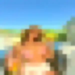 Zineb, 23 ans, en ligne à Feyzin pour une rencontre coquine
