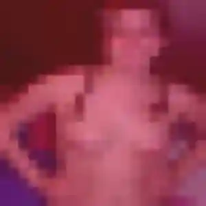 Brune (24 ans) à Florange propose un rencontre sexe ce soir