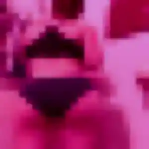 Rencontre Penelope, 22 ans à Forcalquier en privé