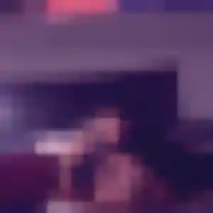Découvre Nelly, 21 ans à Franconville en privé