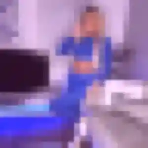 Laura (25 ans) à Frontignan cherche une rencontre aujourd'hui