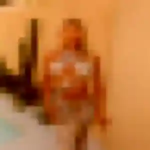 Virginie, fille de 30 ans propose rencontre sexe à Gruissan