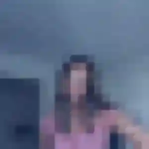 Belle Laetitia, 20 ans à Hendaye - voir sa photo
