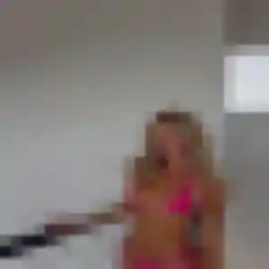 Photo de Uranie à La Courneuve (24 ans) - rencontre sexe discret