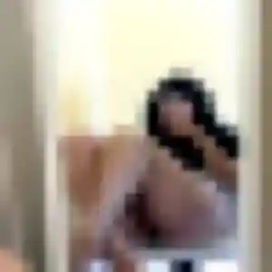 Photo de Eleonore à La Ferté-Bernard (37 ans) - rencontre sexe discret