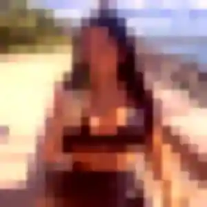 Suzanne, 31 ans, dispo pour rencontre sexe à Lannilis