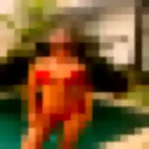 Huguette, 24 ans, dispo pour rencontre sexe à Le Poiré-sur-Vie