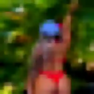 Monique (22 ans) à Le Port cherche une rencontre maintenant