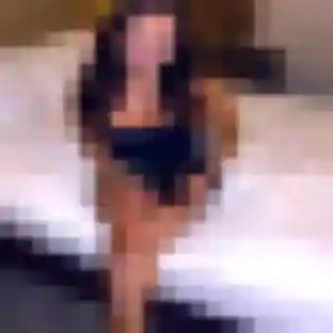 Solene (43 ans) à Le Val d'Hazey attend un rencontre sexe ce soir