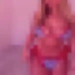 Rencontre Bernadette, 19 ans à Lorgues en privé