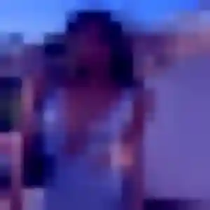 Apolline, 33 ans, connectée à Louhans pour un rencontre sexe