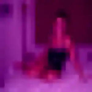 Rencontre Eliane, 28 ans à Mimizan en privé