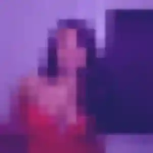 Elodie, 25 ans, en ligne à Muzillac pour une rencontre coquine
