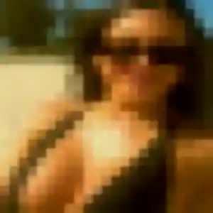 Amel, 23 ans, en ligne à Pau pour un rencontre sexe
