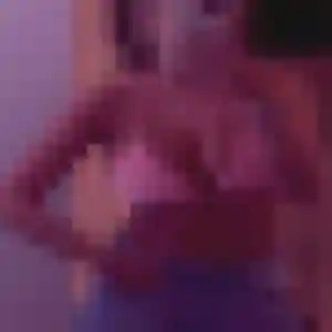 Elsa (21 ans) à Petit-Couronne attend un rencontre sexe aujourd'hui