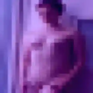 Kenza, 29 ans, connectée à Peyrolles-en-Provence pour un rencontre sexe