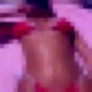 Ibtissam de Plescop, 21 ans - rencontre sexe en toute liberté