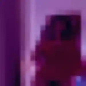 Eva, 27 ans, en ligne à Pont-Évêque pour un rencontre sexe