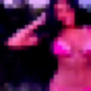 Alicia, fille de 20 ans propose rencontre sexe à Pont-Saint-Martin