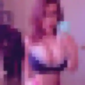 Contacte Wanda, 26 ans à Prades en privé